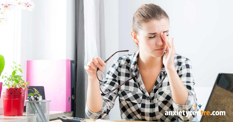eye strain anxiety symptoms