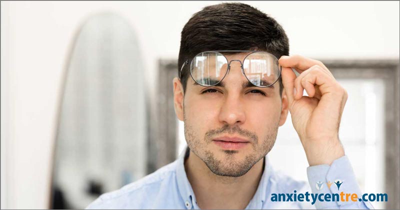 Eye-focusing problems anxiety symptoms