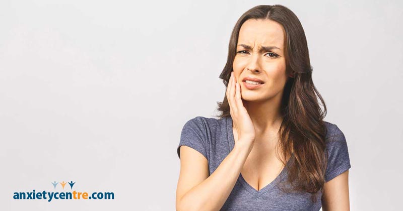 facial tics anxiety symptoms